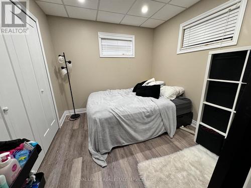 33 Cheval Drive, Grimsby, ON - Indoor Photo Showing Bedroom