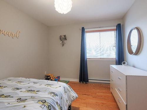 Chambre Ã Â coucher - 668 Rue Des Hautbois, Saint-Jérôme, QC - Indoor Photo Showing Bedroom