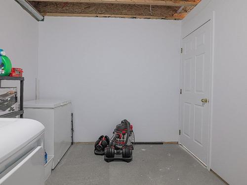 Salle de lavage - 668 Rue Des Hautbois, Saint-Jérôme, QC - Indoor Photo Showing Laundry Room