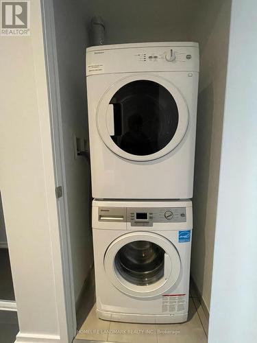 2202 - 70 Temperance Street, Toronto, ON - Indoor Photo Showing Laundry Room