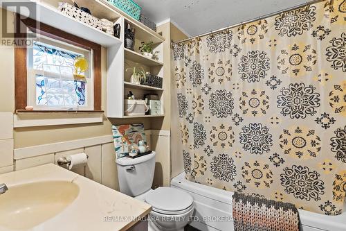 249 Mellanby Avenue, Port Colborne (877 - Main Street), ON - Indoor Photo Showing Bathroom