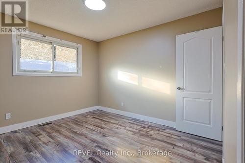 379 First Avenue, Welland (767 - N. Welland), ON - Indoor Photo Showing Other Room