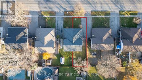 379 First Avenue, Welland (767 - N. Welland), ON - Outdoor With Body Of Water With View