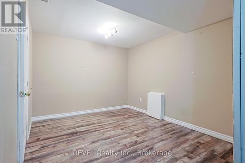 379 First Avenue, Welland (767 - N. Welland), ON - Indoor Photo Showing Other Room