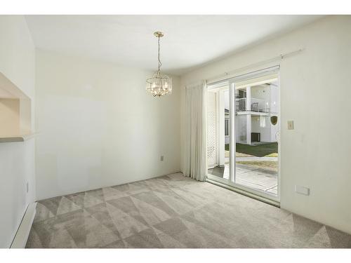 7 12940 17 Avenue, Surrey, BC - Indoor Photo Showing Other Room