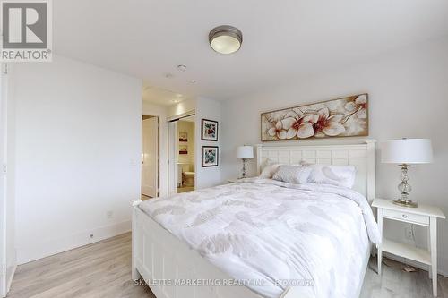 902 - 15 Merchants' Wharf E, Toronto, ON - Indoor Photo Showing Bedroom