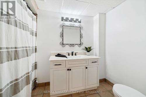 9 Culligan Crescent, Thorold (558 - Confederation Heights), ON - Indoor Photo Showing Bathroom