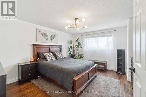 9 Culligan Crescent, Thorold (558 - Confederation Heights), ON - Indoor Photo Showing Bedroom