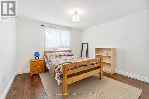 9 Culligan Crescent, Thorold (558 - Confederation Heights), ON - Indoor Photo Showing Bedroom