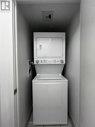 506 - 1435 Celebration Drive, Pickering, ON - Indoor Photo Showing Laundry Room