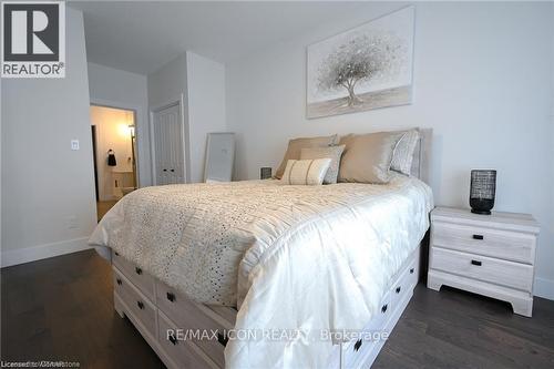 4.5 Elgin Street W, Norwich, ON - Indoor Photo Showing Bedroom