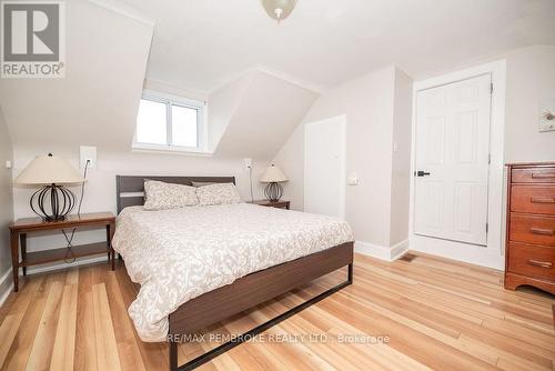 240 Irving Street, Pembroke, ON - Indoor Photo Showing Bedroom