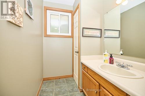 55 Foresthill Crescent, Pelham (662 - Fonthill), ON - Indoor Photo Showing Bathroom