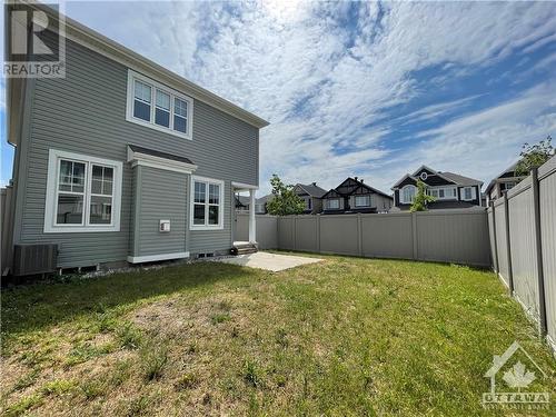 651 Broad Cove Crescent, Barrhaven (7711 - Barrhaven - Half Moon Bay), ON - Outdoor