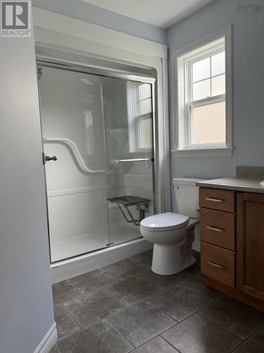 15 Jenifer Court, New Minas, NS - Indoor Photo Showing Bathroom