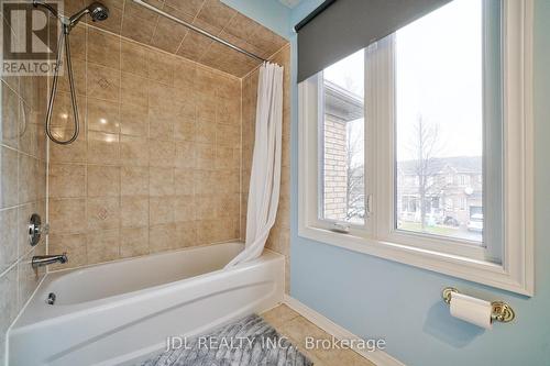 20 Tulle Avenue, Vaughan, ON - Indoor Photo Showing Bathroom