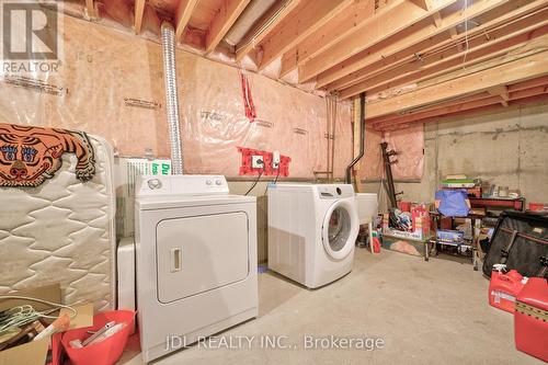 20 Tulle Avenue, Vaughan, ON - Indoor Photo Showing Laundry Room