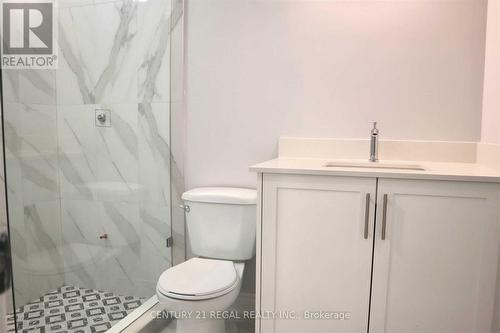 121 Appleyard Avenue, Vaughan, ON - Indoor Photo Showing Bathroom