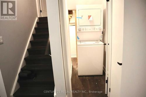 121 Appleyard Avenue, Vaughan, ON - Indoor Photo Showing Laundry Room