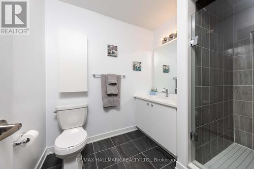 18 Red Maple Lane, Barrie, ON - Indoor Photo Showing Bathroom