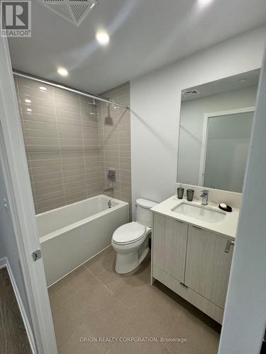 2303 - 4130 Parkside Village Drive, Mississauga, ON - Indoor Photo Showing Bathroom