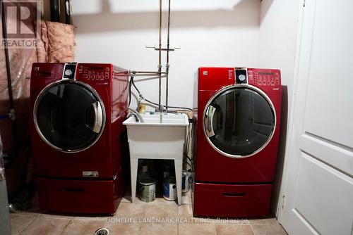 3406 Southwick Street, Mississauga, ON - Indoor Photo Showing Laundry Room