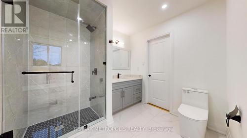 2144 Eighth Line, Oakville, ON - Indoor Photo Showing Bathroom