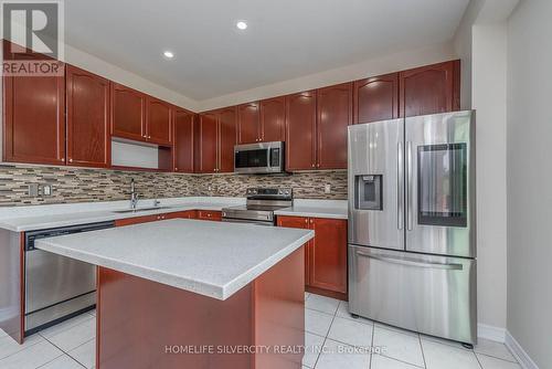 50 Begonia Crescent, Brampton, ON - Indoor Photo Showing Kitchen With Upgraded Kitchen