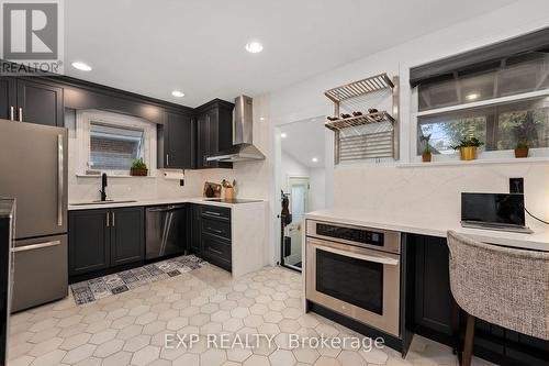 48 Westbrook Avenue, Toronto, ON - Indoor Photo Showing Kitchen