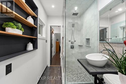 48 Westbrook Avenue, Toronto, ON - Indoor Photo Showing Bathroom