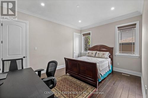 679 Hiawatha Boulevard, Hamilton, ON - Indoor Photo Showing Bedroom