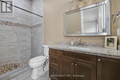 679 Hiawatha Boulevard, Hamilton, ON - Indoor Photo Showing Bathroom