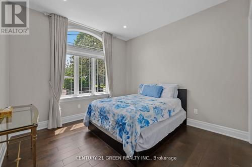 679 Hiawatha Boulevard, Hamilton, ON - Indoor Photo Showing Bedroom