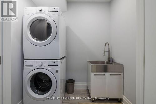 679 Hiawatha Boulevard, Hamilton, ON - Indoor Photo Showing Laundry Room