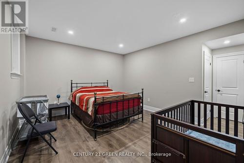 679 Hiawatha Boulevard, Hamilton, ON - Indoor Photo Showing Bedroom