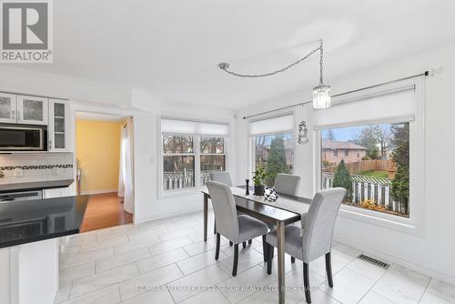 913 Ambleside Crescent, Kingston, ON - Indoor Photo Showing Dining Room