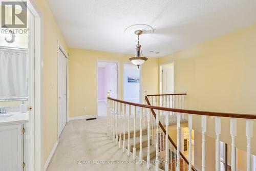 913 Ambleside Crescent, Kingston, ON - Indoor Photo Showing Other Room