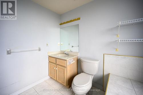 1801 - 67 Caroline Street S, Hamilton, ON - Indoor Photo Showing Bathroom