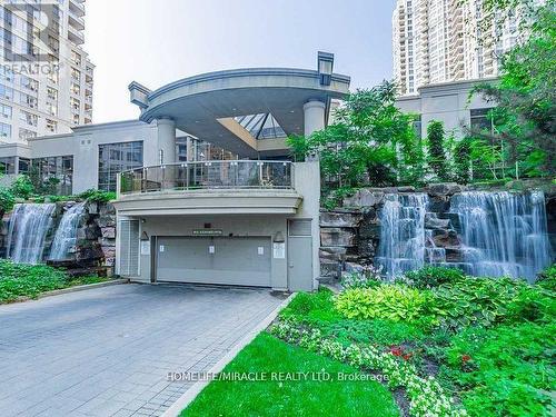 532 - 3888 Duke Of York Boulevard, Mississauga, ON - Outdoor