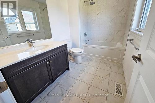 20 Broddy Avenue, Brantford, ON - Indoor Photo Showing Bathroom