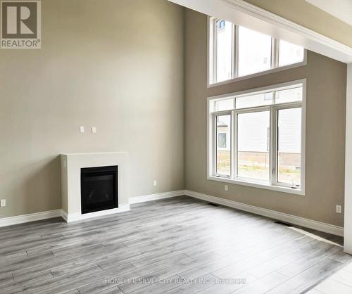 13 Venture Way, Thorold, ON - Indoor With Fireplace