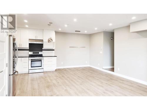 4960  Arbutus Street, Vancouver, BC - Indoor Photo Showing Kitchen