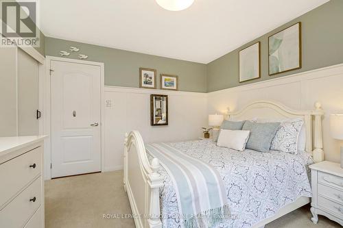 1326 Marshall Crescent, Milton, ON - Indoor Photo Showing Bedroom