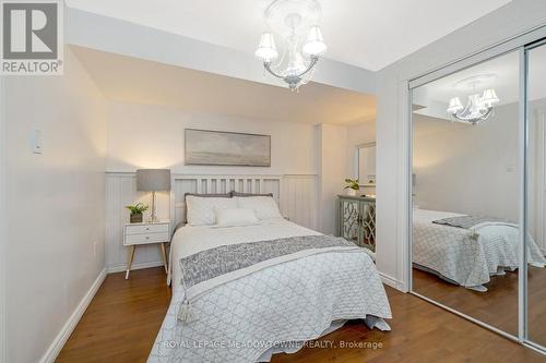 1326 Marshall Crescent, Milton, ON - Indoor Photo Showing Bedroom