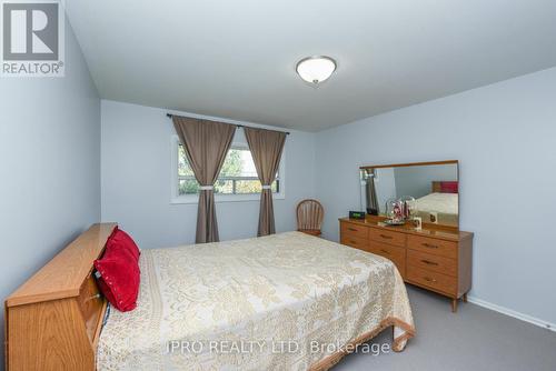 23 Benton Street, Brampton, ON - Indoor Photo Showing Bedroom