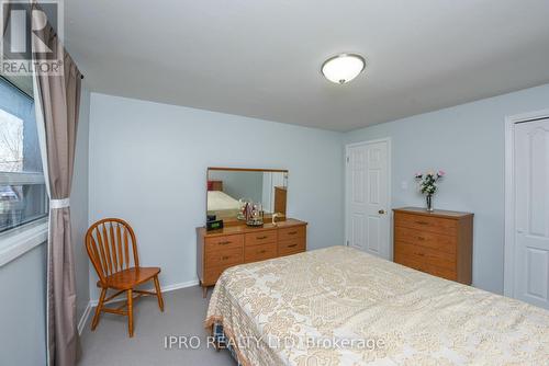 23 Benton Street, Brampton, ON - Indoor Photo Showing Bedroom