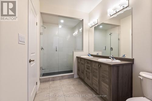 2923 Nakina Street, Pickering, ON - Indoor Photo Showing Bathroom