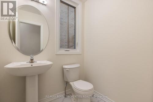 2923 Nakina Street, Pickering, ON - Indoor Photo Showing Bathroom