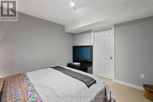 44 Coral Harbour Crescent, Markham, ON - Indoor Photo Showing Bedroom