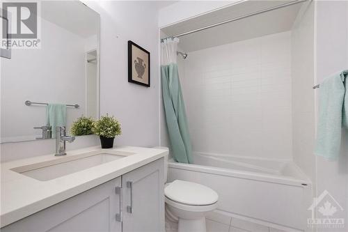 85 Gartersnake Way, Ottawa, ON - Indoor Photo Showing Bathroom